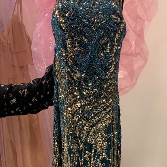 Prom dress